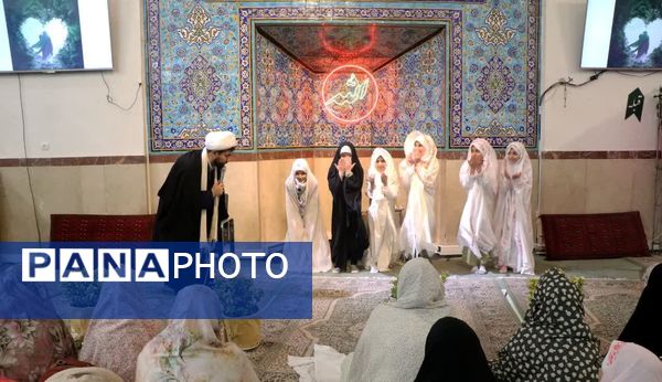 نخستین روز اعتکاف دانش‌آموزی ناحیه ۳ کرج در مسجد حضرت خدیجه(س)