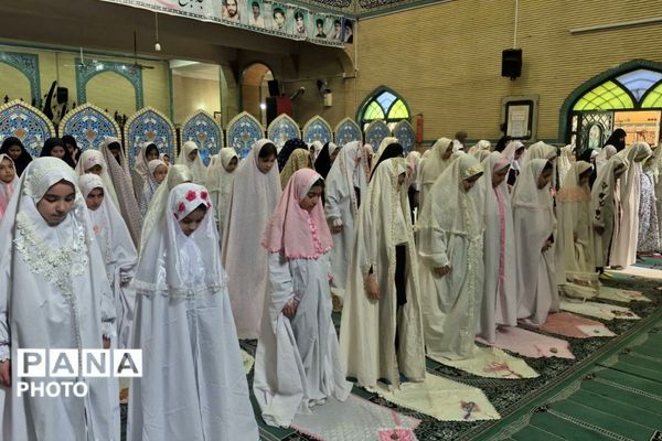 برگزاری اجلاس نماز در مسجد صاحب‌الزمان(عج) شهرک کاووسیه