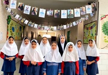 معلم عزیزم؛ دوستت داریم
