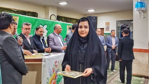 مراسم تجلیل از مقام معلم در شهرستان اشتهارد