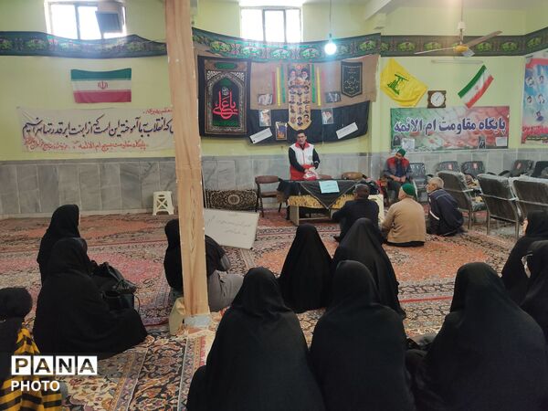کلاس های هلال احمر در مسجد ابوالفضلی نیشابور 
