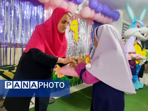 جشن فرشته‌ها در دبستان هدایت بابلسر