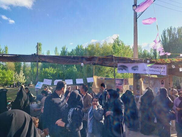 جشنواره ریواس در کوهسرخ