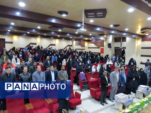 آیین تجلیل از منتخبان طرح و برنامه‌های دوره ابتدایی استان خراسان شمالی