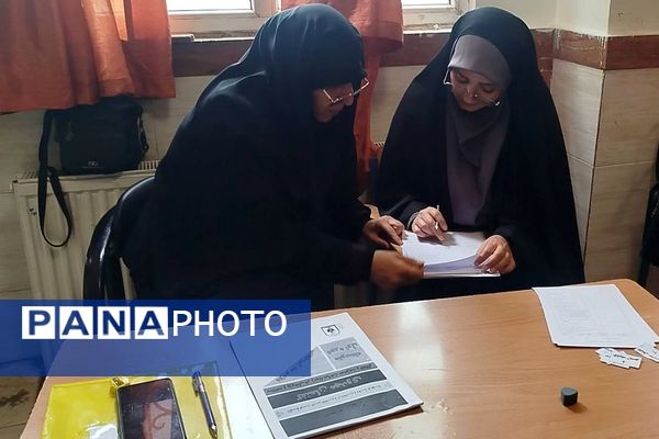 چهل و چهارمین دوره مسابقات قرآن، عترت و نماز: درخشش دانش‌آموزان در دبیرستان شاهد الغدیر