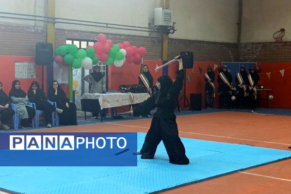 اختتامیه طرح میدان پویا در هنرستان هاجر نصیر‌آباد 