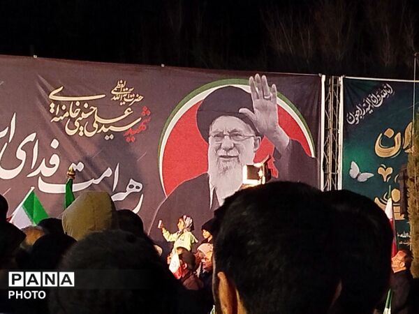 قلب کرمانی‌ها برای ایران می‌تپد