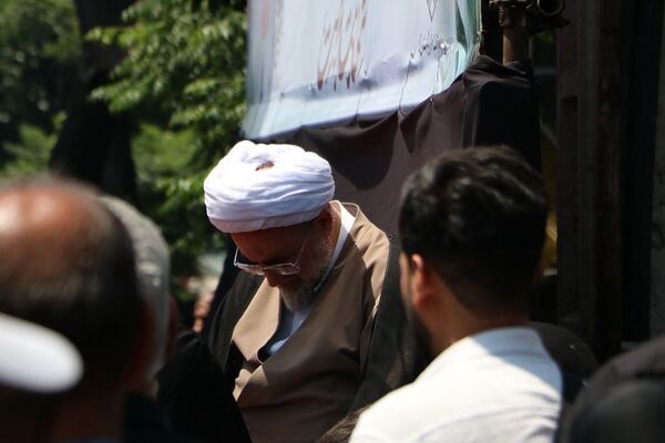 وداع با پیکر مطهر شهید حسین امیرعبدالهیان در شهرستان ری