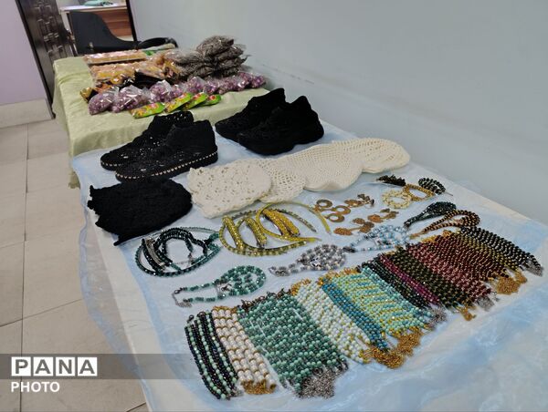 نمایشگاه صنایع دستی در فرهنگسرای شهروند 