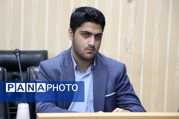 نشست شورای سازمان دانش‌آموزی استان یزد