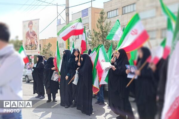 پردیس میزبان تشییع و تدفین پیکر خانواده شهید دهقان‌زاده 