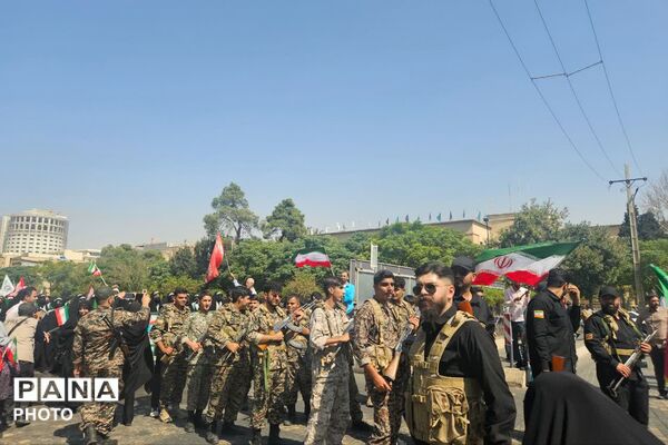 راهپیمایی جان‌فدایان ایران در شیراز - 2