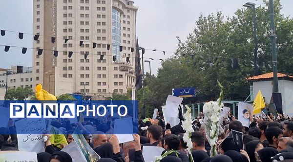  تشییع شهدای خدمت در مشهد مقدس