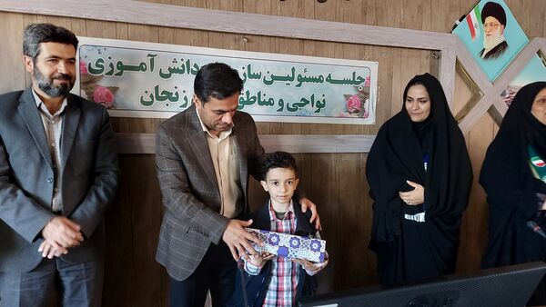 نشست مسئولان سازمان دانش‌آموزی استان زنجان