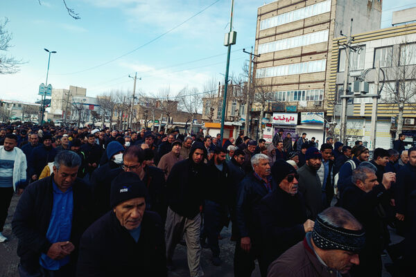 کامیاران در سالگرد پیروزی انقلاب غرق در شور و شکوه