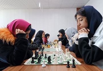 مسابقات شطرنج دانش‌آموزی در ورامین