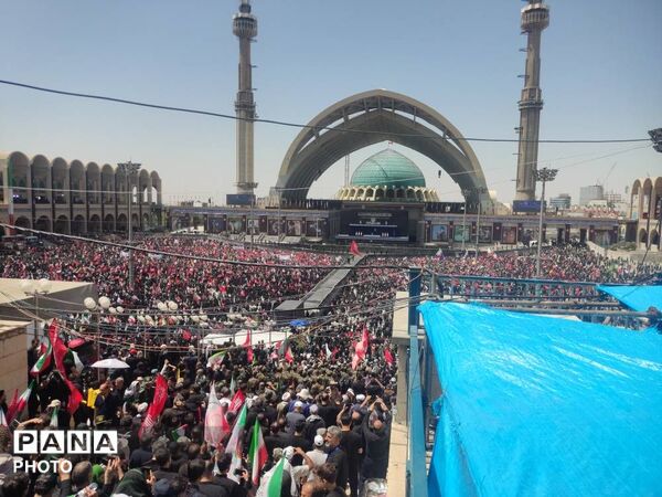 مصلی امام خمینی(ره) تهران میزبان آیین باشکوه وداع با پیکر مطهر رهبر شهید