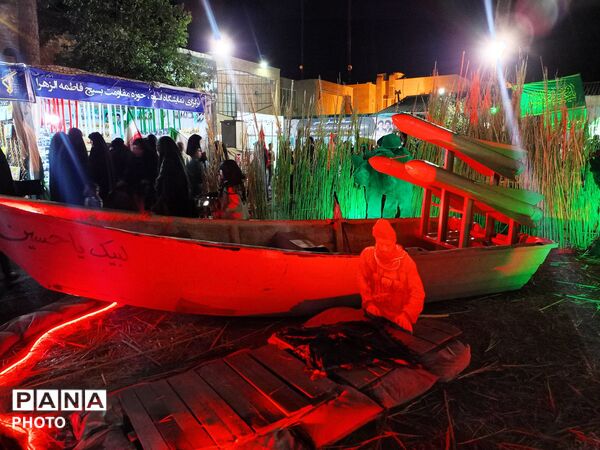 نمایشگاه دست آورد های انقلاب در کاشمر