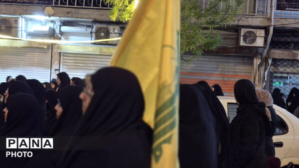 کوچک‌ترها در میدان 