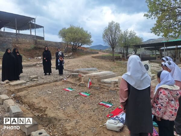تجدید میثاق با شهدا؛ گامی در مسیر تربیت نسل ولایی در خرم‌آباد