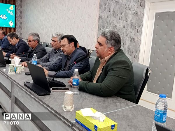 نشست خبری خبرنگاران و اصحاب رسانه با مدیرکل آموزش و پرورش استان خراسان رضوی