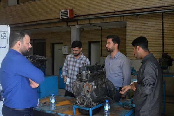 کارگاه آموزشی آشنایی با سیستم موتور و سوخت‌رسانی خودرو در بهارستان 2