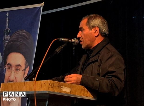 ویژه برنامه « در حضور لاله ها»در کاشمر