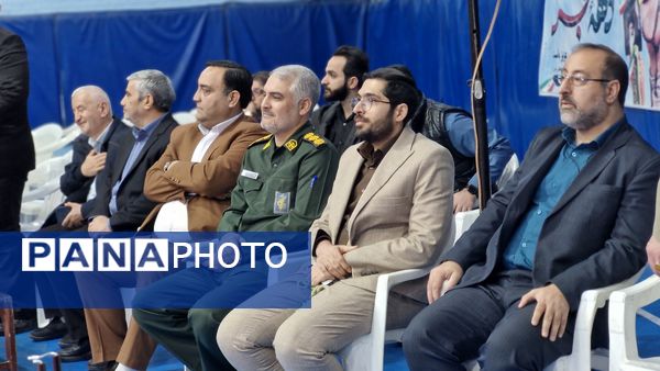  همایش دانش‌آموزی یاوران انقلاب شهرستان ورامین