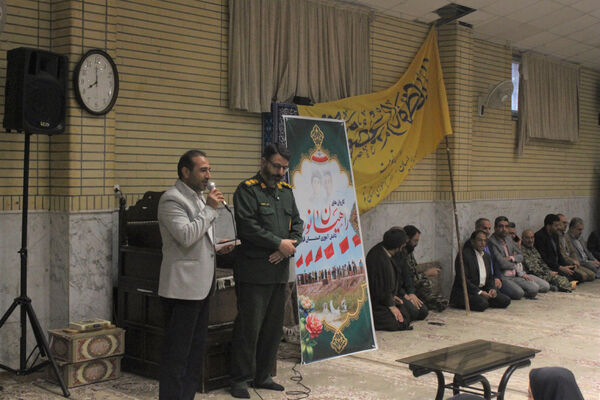 اعزام نخستین گروه از دختران دانش‌آموز ناحیه یک قم به اردوی راهیان نور