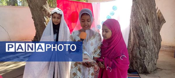 فرهنگ و شادی در جشن یلدای دانش‌آموزان دبستان مولوی فین