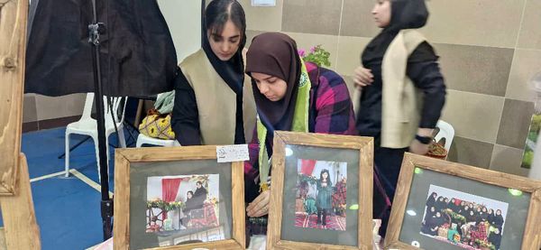 افتتاح نمایشگاه دست‌سازه‌های هنرجویان هنرستان‌های محمودآباد 