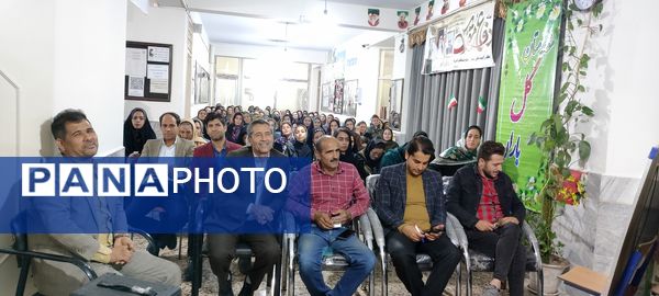 برگزاری جلسه انجمن اولیا و مربیان در دبستان هیات امنایی قرآنی مبین شیروان