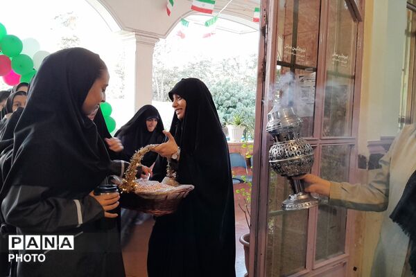 آغاز سال تحصیلی در مدرسه عباسقلی رهگذر با عطر رضوی