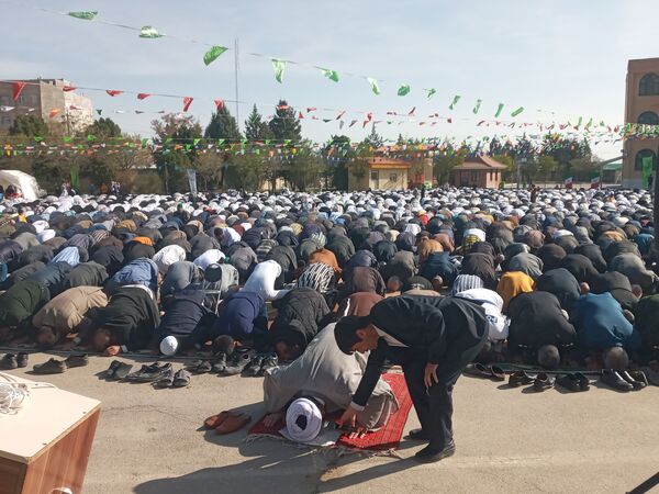 اقامه نماز عید فطر در شهرستان چناران