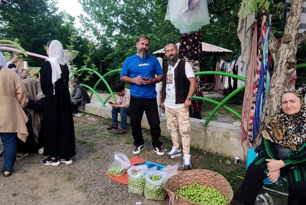 چهارمین جشنواره آلوچه در شهرستان صومعه‌سرا