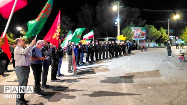 نوجوانان رشتخوار هم‌نوا با حضرت قاسم(ع) در آیین «احلی من العسل»