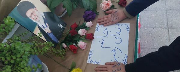 اجرای پویش «جانم فدای رهبر» در آموزشگاه شهید محمد منتظر قائم خاتم 