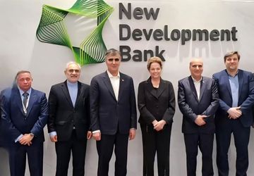 دیدار رئیس‌کل بانک مرکزی ایران با رئیس بانک توسعه نوین بریکس در شانگهای/ احتمال پیوستن ایران در بانک توسعه نوین بریکس