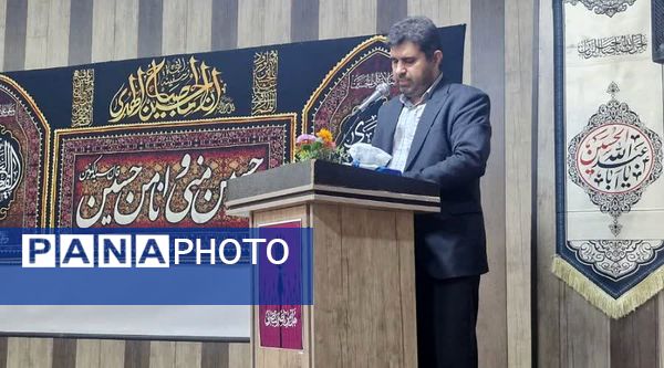  اولین نمایشگاه آثار هنری با موضوع عفاف و حجاب در کانون ملائک شهرستان قرچک