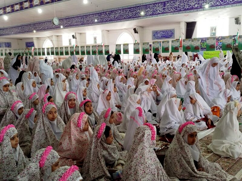 جشن تکلیف دانش‌آموزان دختر پایه سوم شیروان