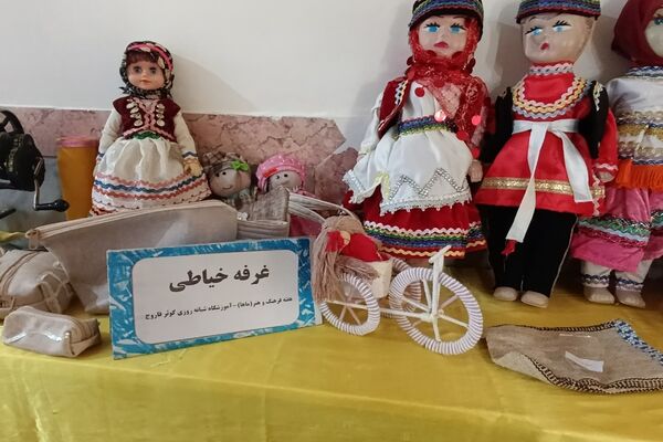 برگزاری جشنواره ماها در مدرسه کوثر فاروج