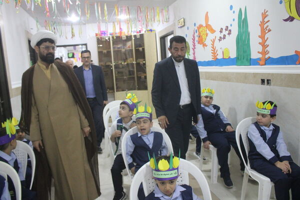جشن شکوفه ها در دبستان فرهنگ بوشهر