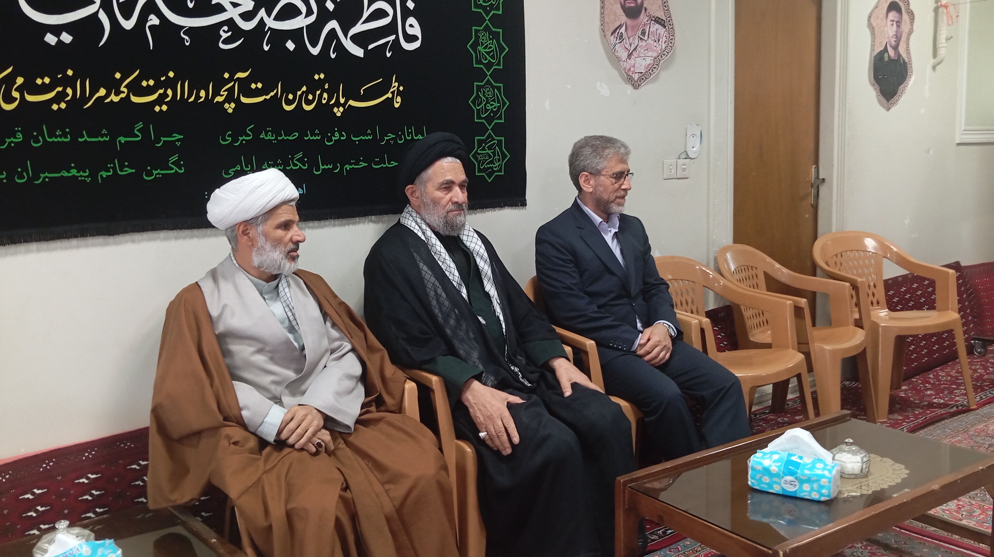 آیین تجلیل از معلمان، مربیان و دانش آموزان آموزشگاه فرزانگان دوره اول بروجرد (سمپاد)