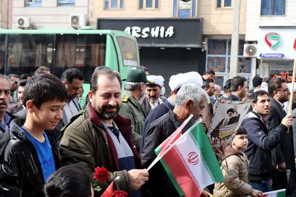 حماسه حضور مردم غیور باقرشهر و کهریزک در راهپیمایی ۲۲بهمن