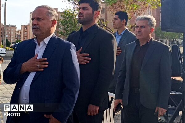 اجتماع صمیمی دانش‌آموزان نیشابور به یاد ۱۶۸ فرشته های دبستان شجره طیبه ی میناب