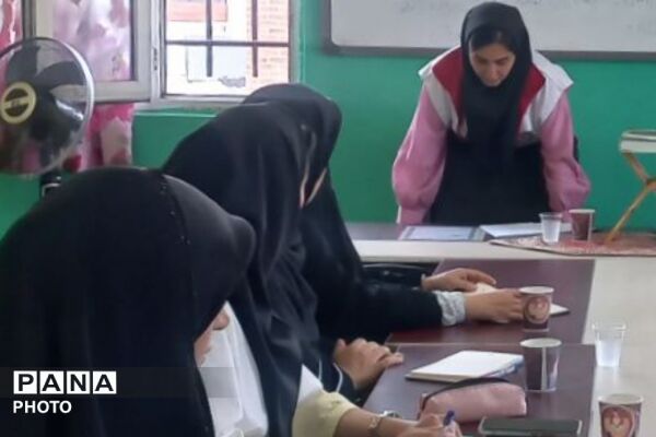 دومین دوره آموزش و مهارت افزایی امداد و کمک‌های اولیه ویژه مربیان کودکستان ها در ناحیه دو شهرری 