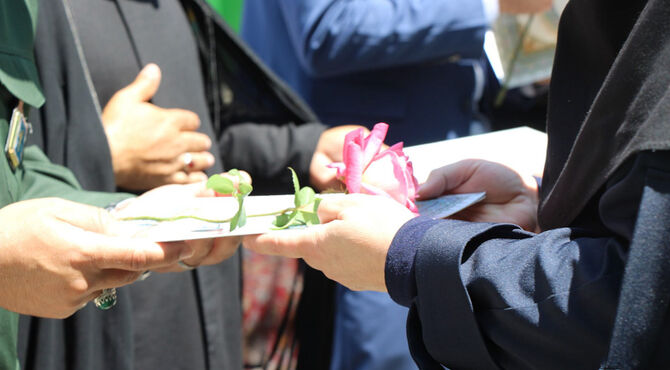 معلمان خسروشاه در مزار شهید اقتدار جنگ رمضان پیمان دوباره بستند