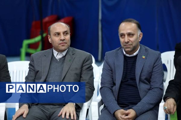 سالن شهید رجایی ورامین میزبان همایش یاوران انقلاب