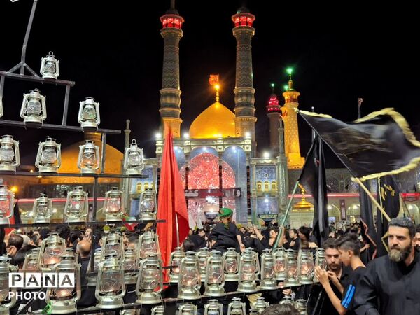 مراسم عزادای بانوان در حرم حضرت معصومه(س)