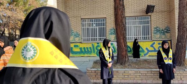 مراسم وداع با شهید گمنام در دبیرستان شهید هاشمی نژاد نیشابور